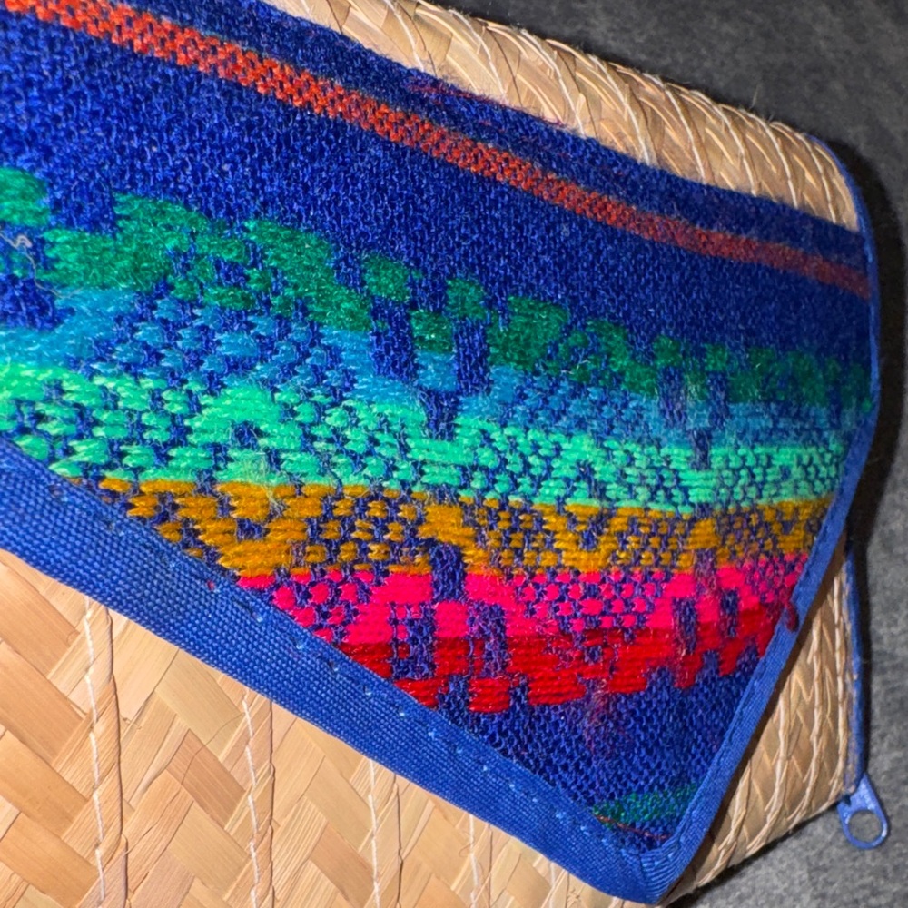 Multicolor Artisan Woven Clutch - Picture 4 of 7